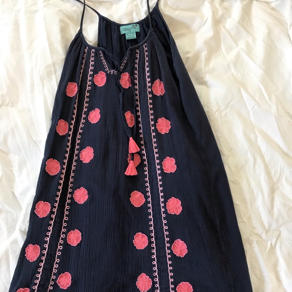 Navy & pink sundress with gorgeous detail!